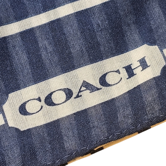 COACH SCARF - Picture 13 of 14